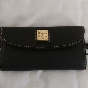 DOONEY & BOURKE BLACK LEATHER WALLET NWT